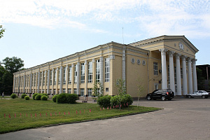 ГБУ ДО ДОНЕЦКОЙ НАРОДНОЙ РЕСПУБЛИКИ "СПОРТИВНАЯ ШКОЛА ОЛИМПИЙСКОГО РЕЗЕРВА ПО ТЯЖЕЛОЙ АТЛЕТИКЕ" (283001, Донецкая Народная Республика, г. Донецк, б-р Пушкина, д. 2) - фото 1