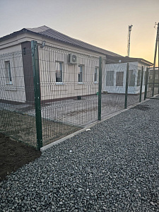 ГБУ ДО ДОНЕЦКОЙ НАРОДНОЙ РЕСПУБЛИКИ "СПОРТИВНАЯ ШКОЛА ОЛИМПИЙСКОГО РЕЗЕРВА ПО ТЯЖЕЛОЙ АТЛЕТИКЕ" (287450, ДНР,  Першотравневый р-н, пгт. Ялта, ул. Чапаева 73) - фото 1